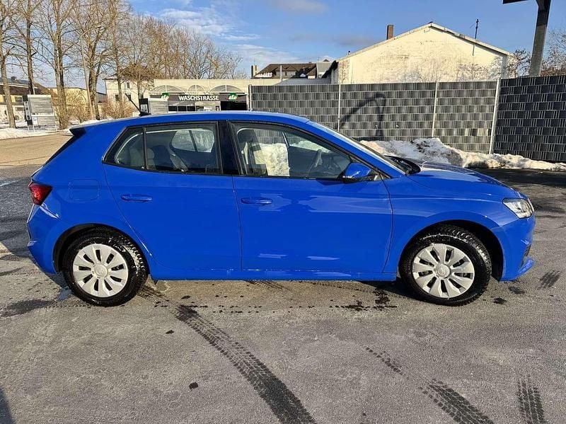 Gebraucht Skoda Fabia Clever 65 PS (47 kW) 2024 Blau Kleinwagen