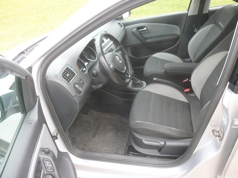 Gebraucht VW Polo Cross 90 PS (66 kW) 2017 Silber Kleinwagen