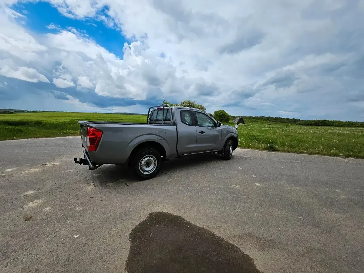 Gebraucht Nissan Navara 163 PS (119 kW) 2017 Grau Pickup