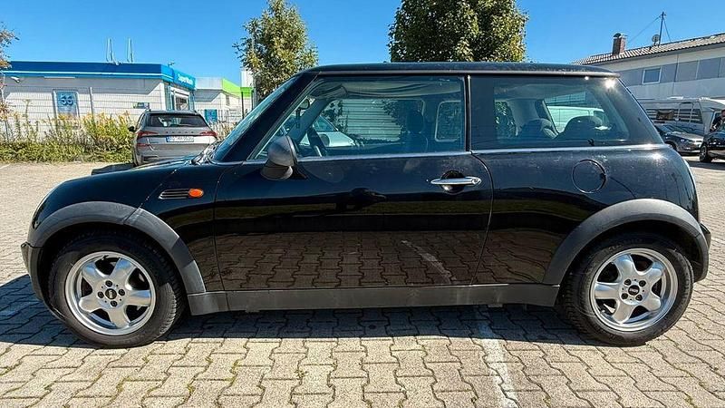 Usado Mini ONE 90 HP (66 kW) 2002 Preto Citadino