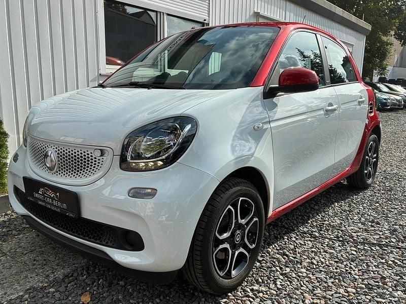 Weiß Gebraucht 2016 Smart ForFour Passion Kleinwagen | 11.490 € (Fairer Preis) - Bild 1/4