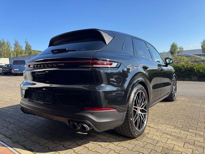 Gebraucht Porsche Cayenne 354 PS (260 kW) 2025 Schwarz SUV