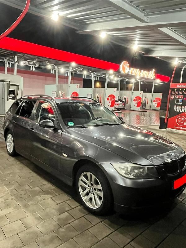 Gebraucht BMW 320 150 PS (110 kW) 2006 Kombi