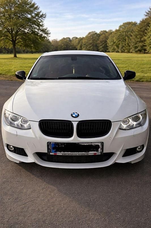 Second-hand BMW 330 Efficient Dynamics 245 CP (180 kW) 2011 Alb Coupe