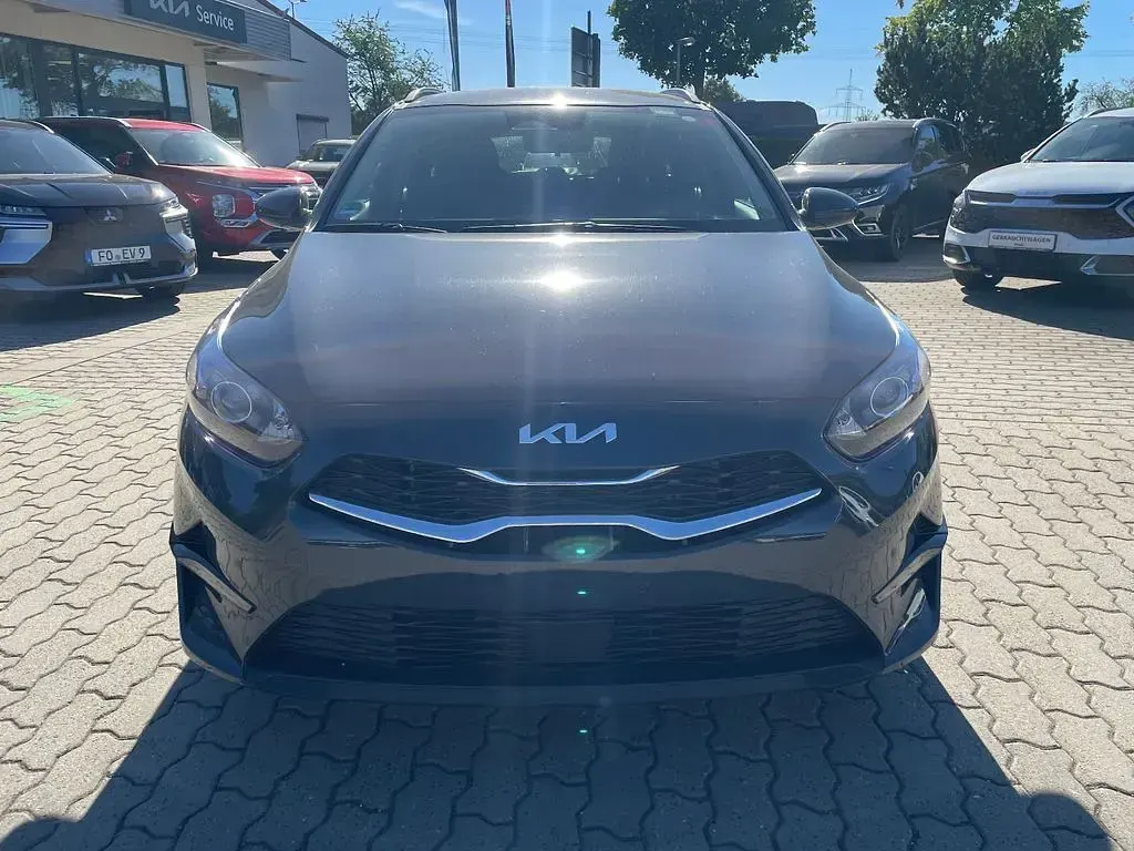 Gebraucht Kia Ceed Sportswagon Vision 140 PS (102 kW) 2025 Grau Kombi