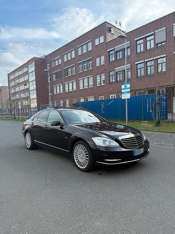 Usata Mercedes S350 258 CV (189 kW) 2013 Nero Berlina