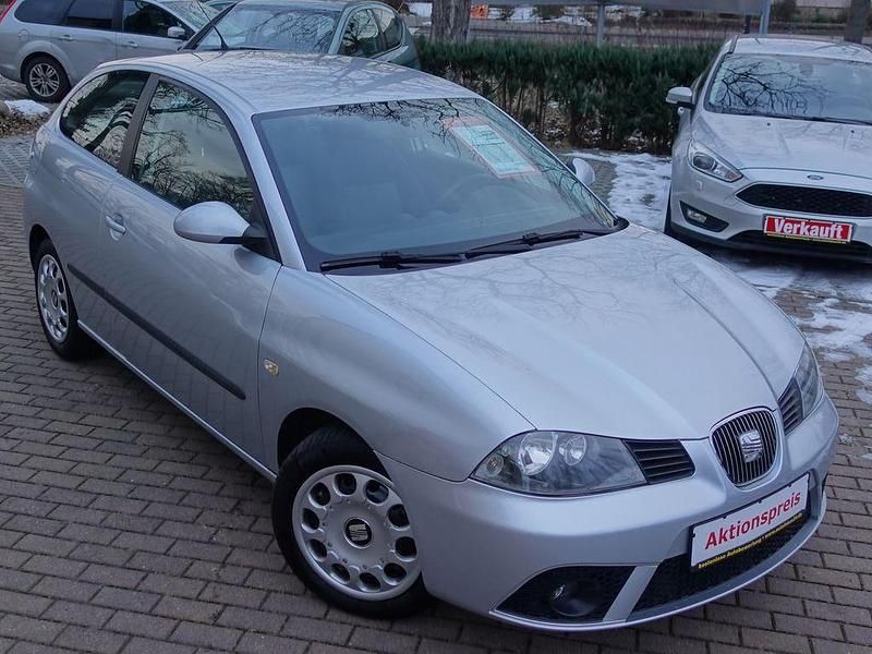 Silber Gebraucht 2007 Seat Ibiza Limousine | 2.980 € (Etwas zu teuer) - Bild 1/4