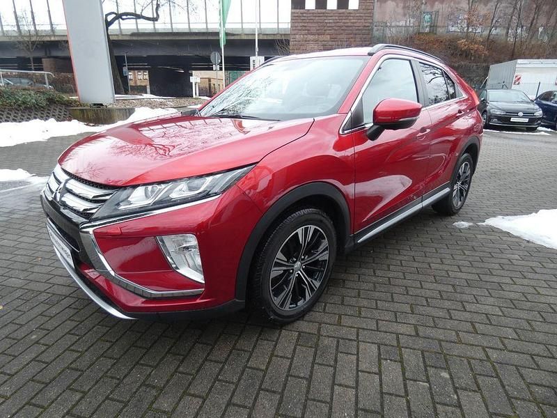 Gebraucht Mitsubishi Eclipse Cross Spirit+ 163 PS (119 kW) 2020 Rot SUV
