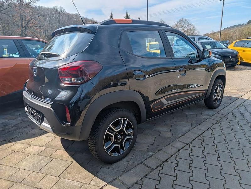 Gebraucht Dacia Spring Comfort Plus 33 kW (45 PS) 2022 Schwarz Kleinwagen