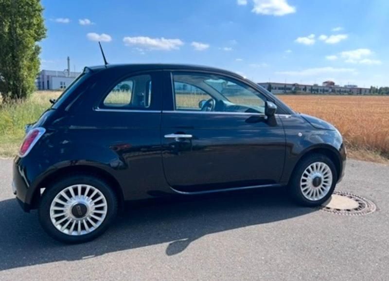 Second-hand Fiat 500 69 CP (50 kW) 2013 Negru Berlinǎ