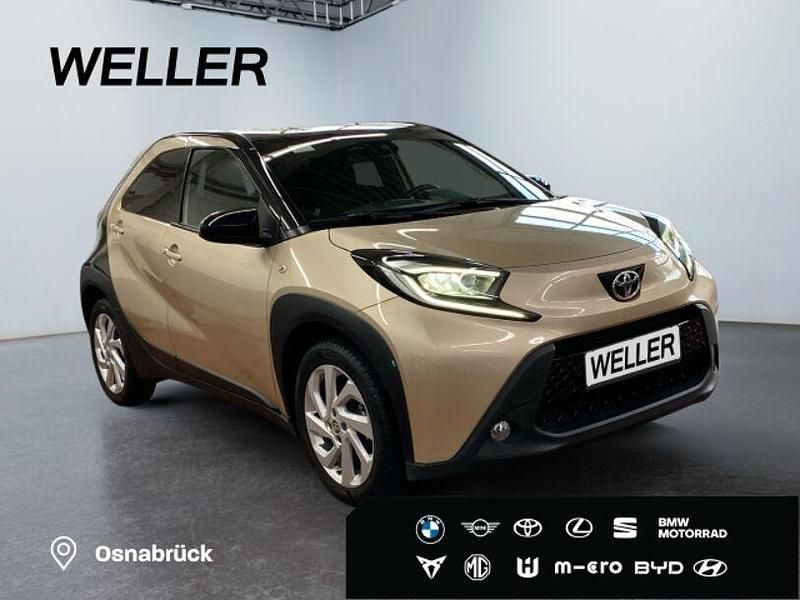 Gebraucht Toyota Aygo 72 PS (52 kW) 2022 Beige Kleinwagen