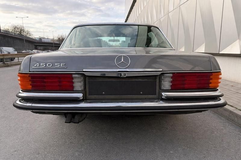 Gebraucht Mercedes 450 224 PS (164 kW) 1979 Grau Limousine