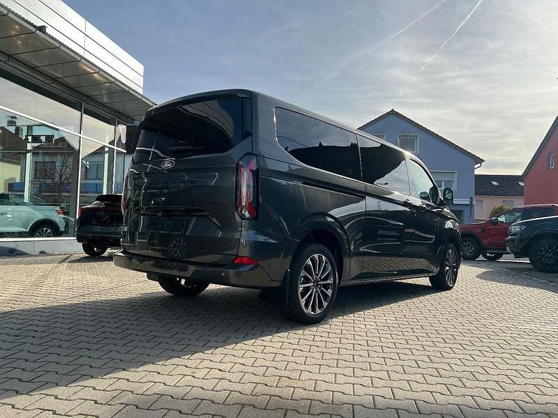 Neu Ford Tourneo Titanium X 170 PS (125 kW) 2025 Grey matter matt Van / Kleinbus