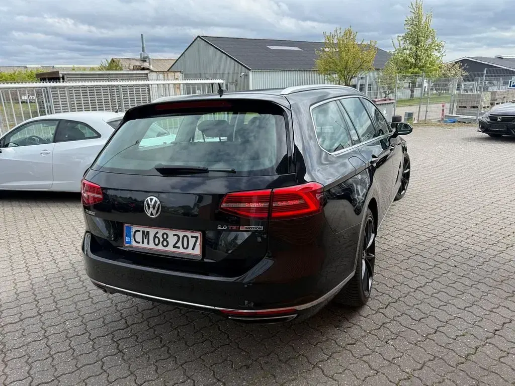 Gebraucht VW Passat Highline 280 PS (205 kW) 2016 Schwarz Kombi