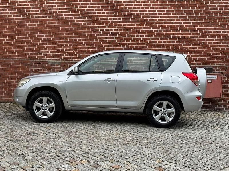 Gebraucht Toyota RAV4 Sport 152 PS (111 kW) 2007 Silber SUV