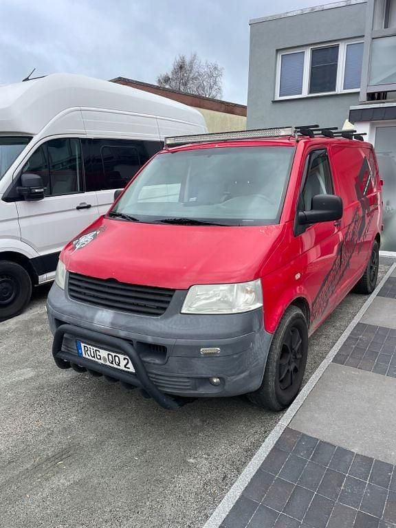 Second-hand VW Transporter 131 CP (96 kW) 2008 Roșu Van