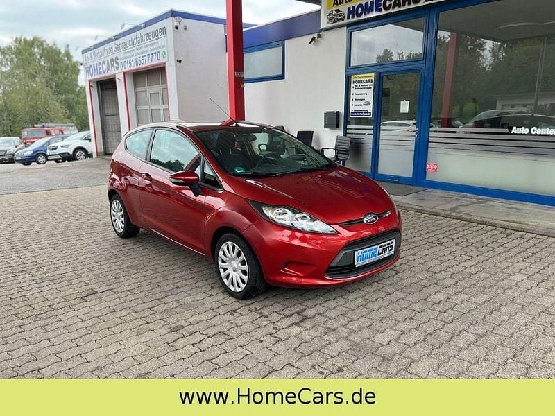 Tango/dynamic red Gebraucht 2010 Ford Fiesta Trend Kleinwagen | 2.399 € (Guter Preis) - Bild 1/4