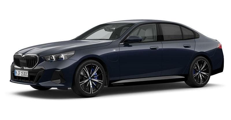 Schwarz Gebraucht 2024 BMW 550e Comfort Edition Limousine | 74.667 € (Fairer Preis) - Bild 1/4