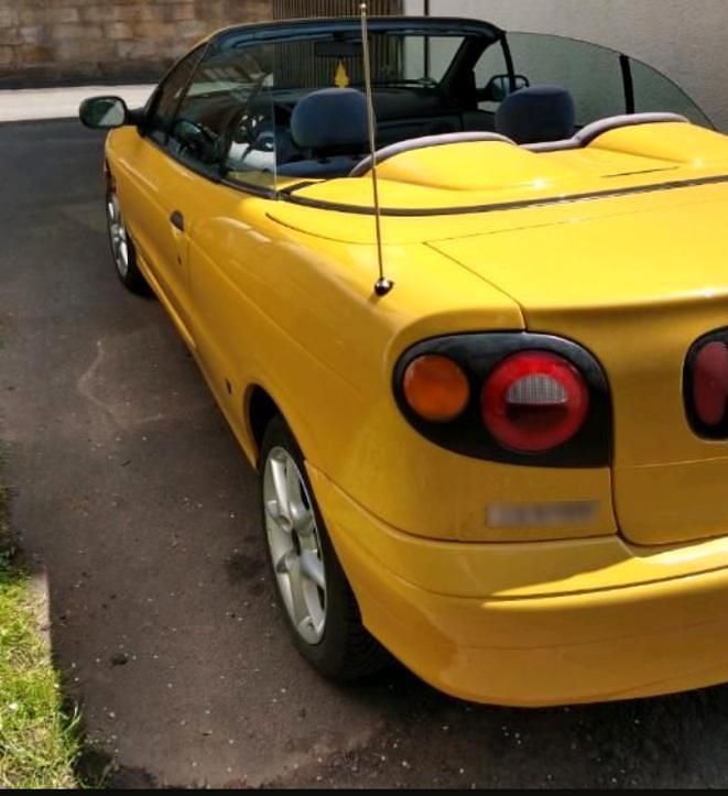 Gebraucht Renault Mégane Cabriolet 90 PS (66 kW) 1997 Gelb Cabrio