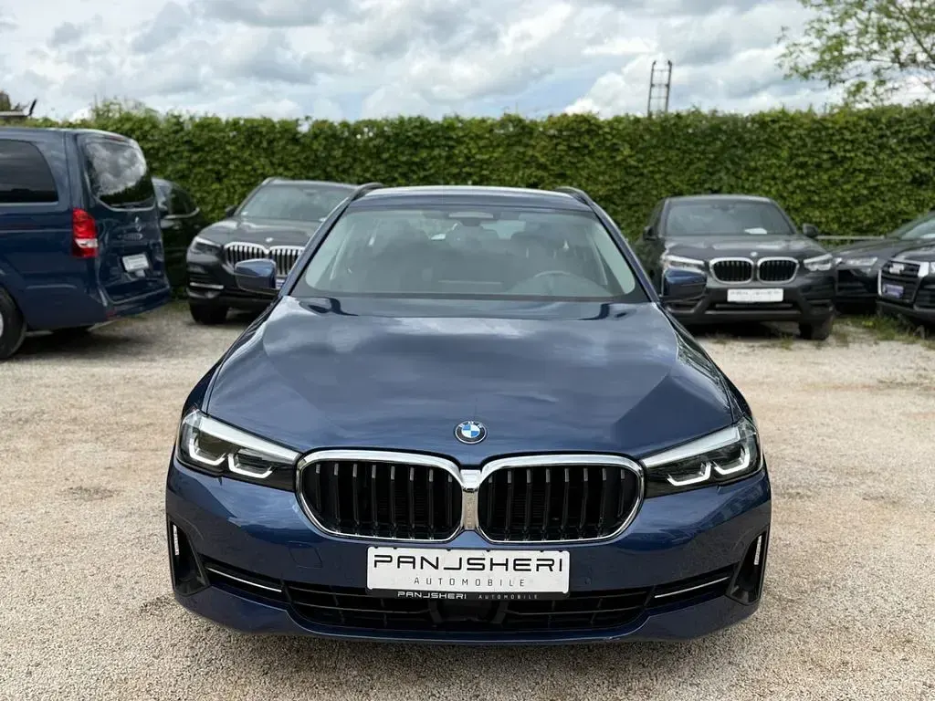 Gebraucht BMW 520 190 PS (139 kW) 2021 Phytonicblau Kombi