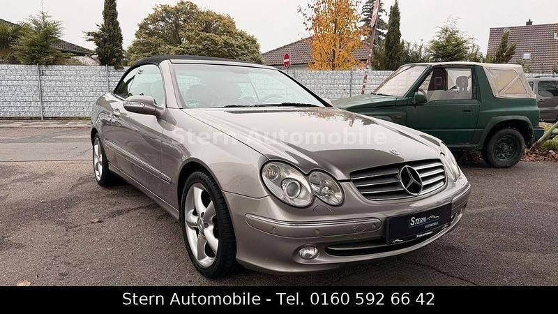 Silber Gebraucht 2004 Mercedes CLK320 Cabrio | 6.490 € (Guter Preis) - Bild 1/4
