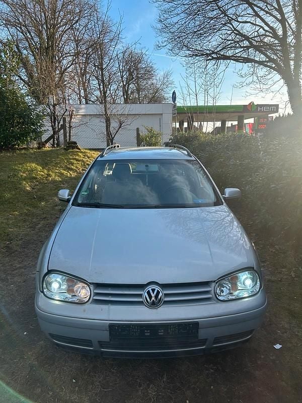 Gebraucht VW Golf IV 105 PS (77 kW) 2002 Silber Kombi