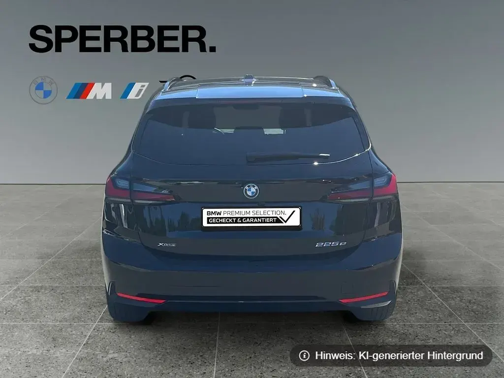 Gebraucht BMW 225 245 PS (180 kW) 2023 Schwarz Van / Kleinbus