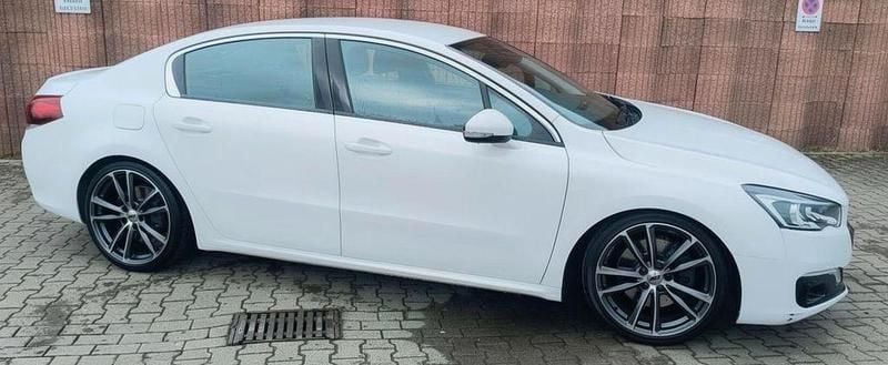 Gebraucht Peugeot 508 Active 150 PS (110 kW) 2016 Weiß Limousine