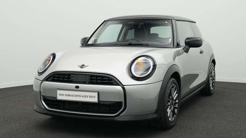 Grau Gebraucht 2024 Mini Cooper Classic Kleinwagen | 26.969 € (Fairer Preis) - Bild 1/4
