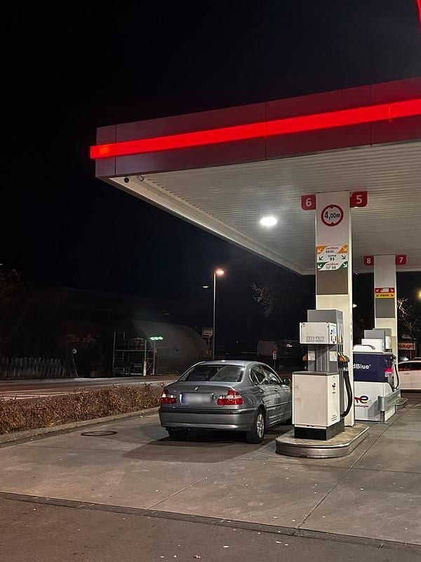 Gebraucht BMW 320 M Sport 170 PS (125 kW) 2004 Grau Limousine