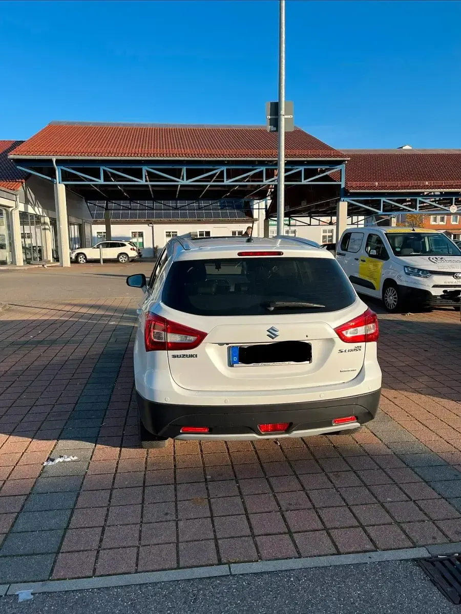 Usata Suzuki SX4 2018 Bianco SUV
