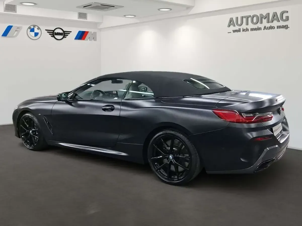 Gebraucht BMW M8 530 PS (389 kW) 2023 Individual lack (preis laut be Cabrio