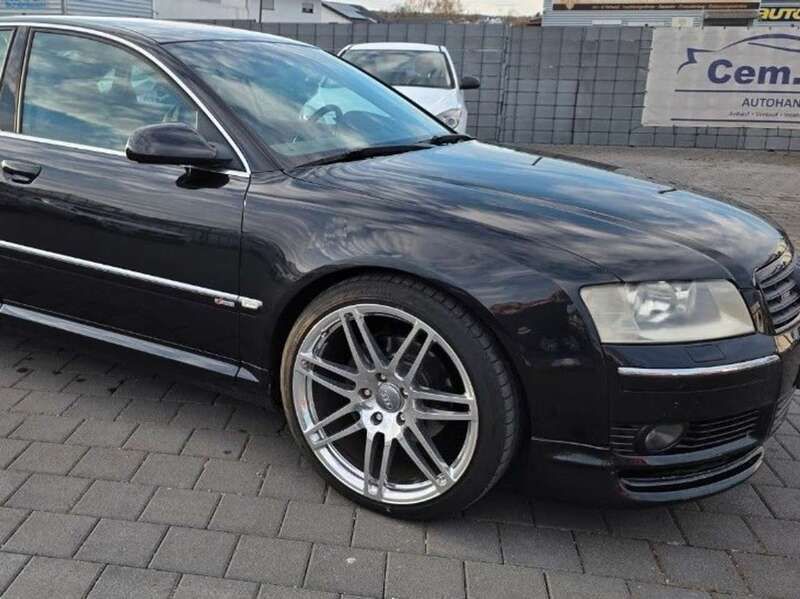 Schwarz Gebraucht 2009 Audi A8 Limousine | 22.650 € - Bild 1/3