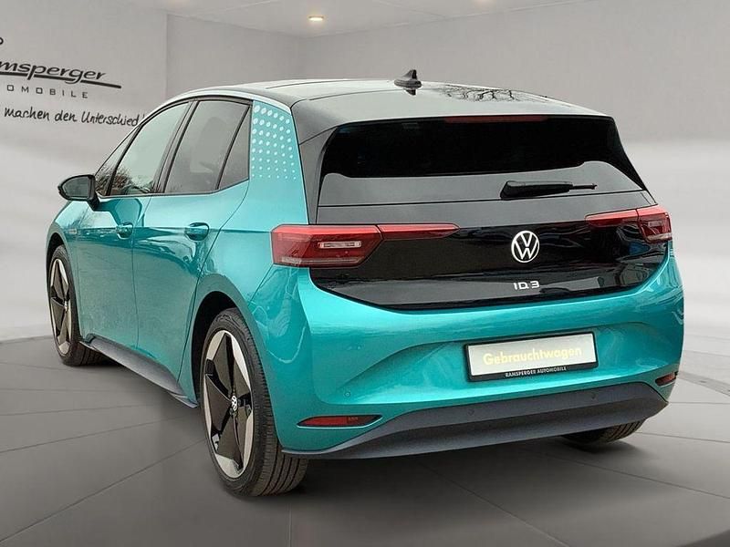 Gebraucht VW ID.3 Pro Performance 150 kW (204 PS) 2022 Grün (makenatürkis metallic / schwarz) Kleinwagen