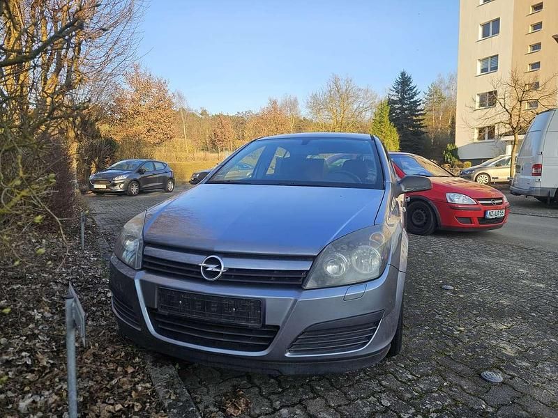 Gebraucht Opel Astra Elegance 105 PS (77 kW) 2004 Silber Limousine