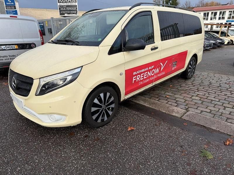 Weiß Gebraucht 2019 Mercedes Vito Van / Kleinbus | 14.400 € (Teuer) - Bild 1/4