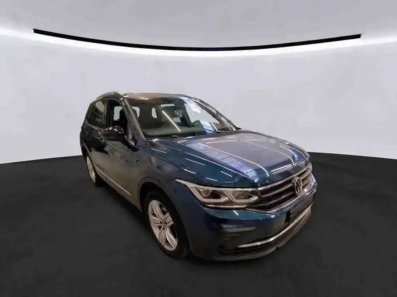 Gebraucht VW Tiguan Active 180 PS (132 kW) 2022 Blau SUV