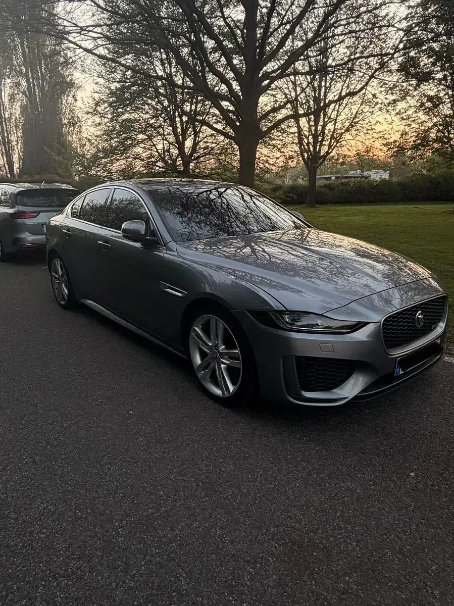 Gebraucht Jaguar XE R-Dynamic 179 PS (131 kW) 2019 Limousine
