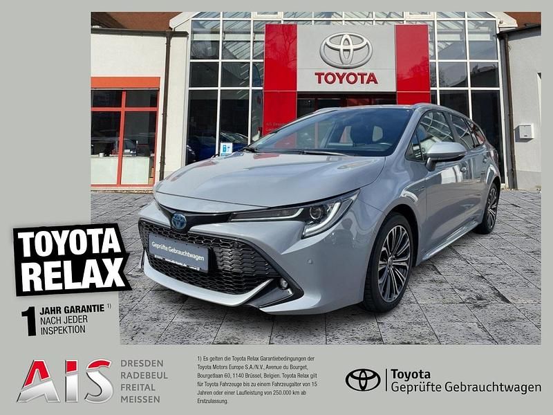 Manhattangrau metallic Gebraucht 2021 Toyota Corolla Team Kombi | 21.990 € (Fairer Preis) - Bild 1/3