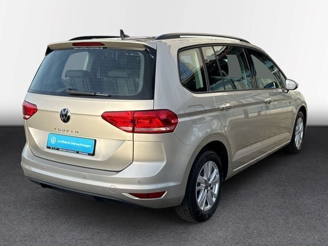 Gebraucht VW Touran Comfortline 150 PS (110 kW) 2024 Silber Van / Kleinbus