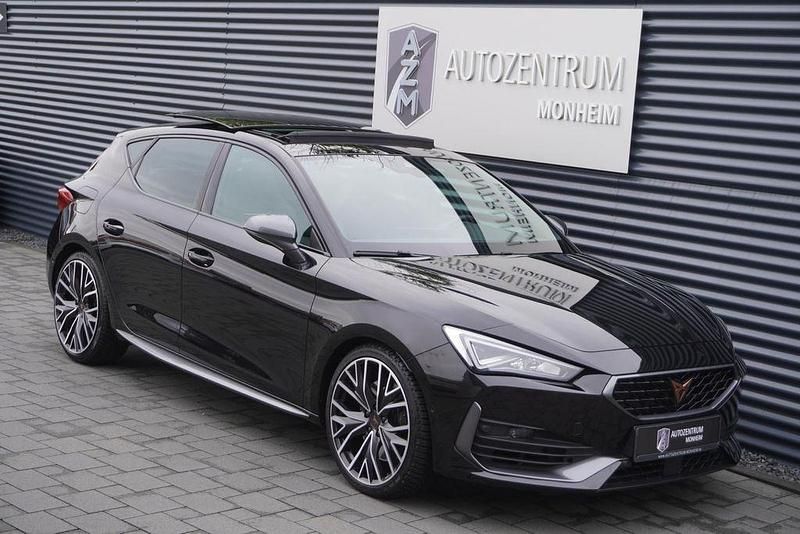 Gebraucht Cupra Leon VZ 300 PS (220 kW) 2022 Schwarz (mitternachtsschwarz) Limousine