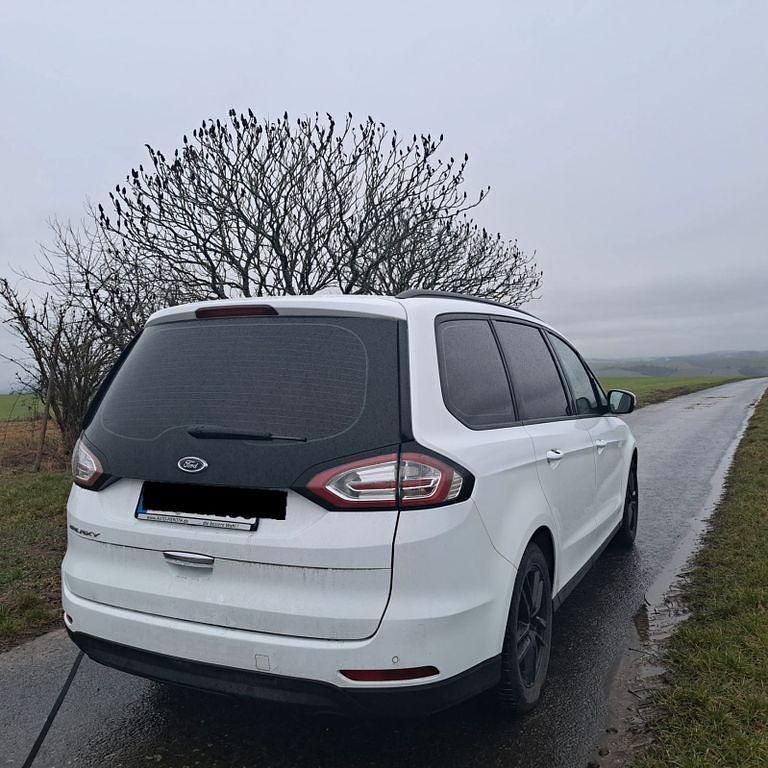 Gebraucht Ford Galaxy Business Edition 165 PS (121 kW) 2019 Weiß Van / Kleinbus