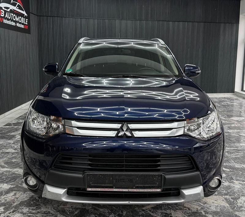 Gebraucht Mitsubishi Outlander Plus 150 PS (110 kW) 2014 Blau SUV
