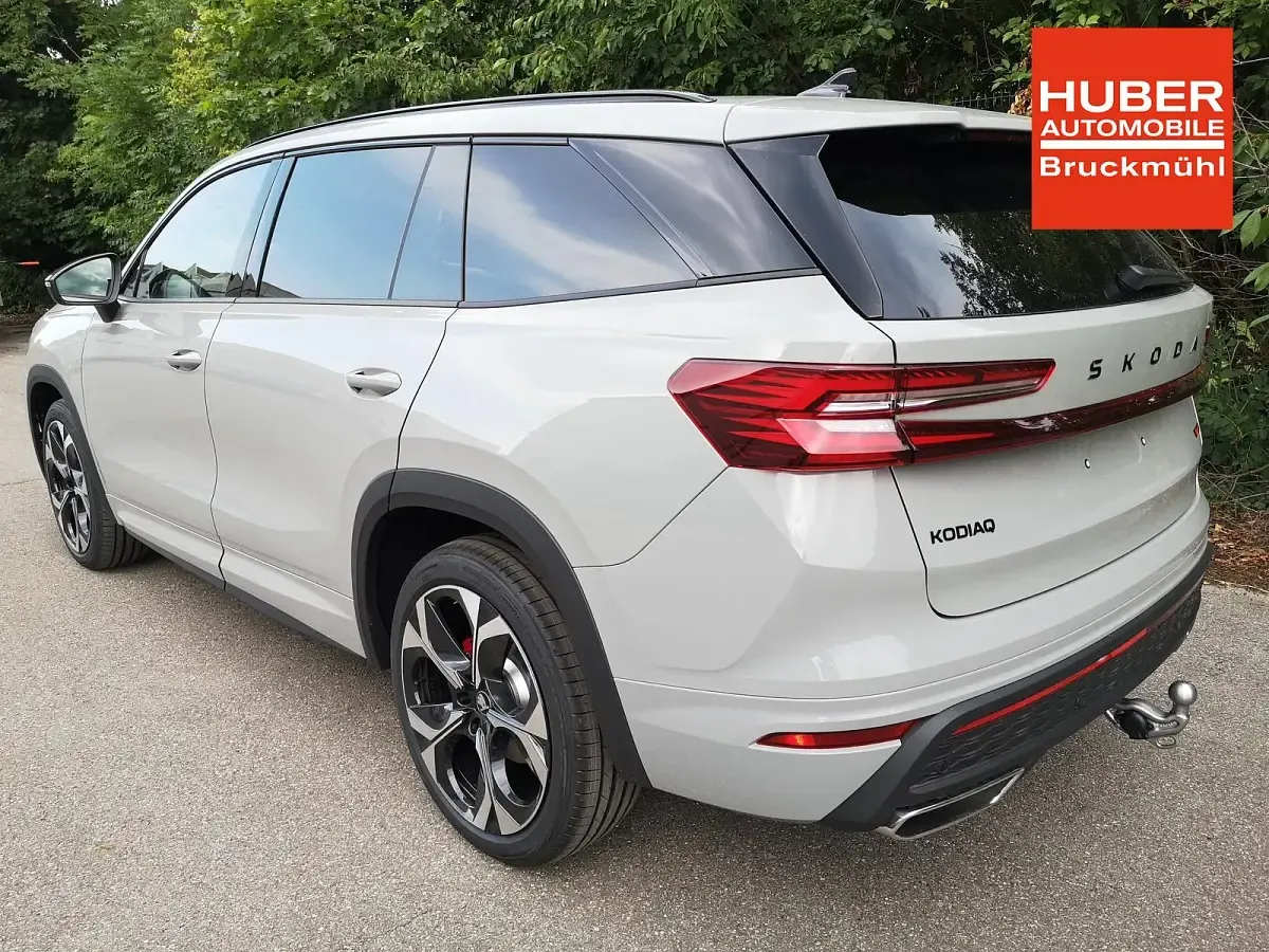Neu Skoda Kodiaq RS 265 PS (194 kW) 2026 Stahlgrau SUV