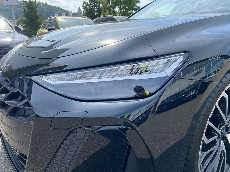 Neu Audi A6 Sport 367 PS (269 kW) 2025 Grün Kombi