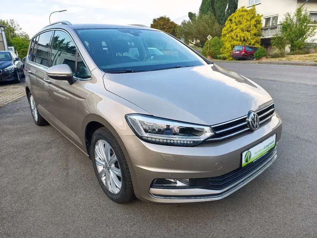 Gebraucht VW Touran Highline 150 PS (110 kW) 2016 Beige Van / Kleinbus
