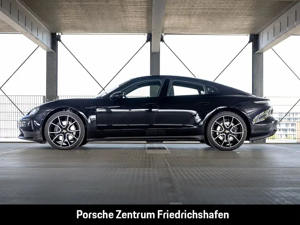 Neu Porsche Taycan Black Edition 319 kW (435 PS) 2026 Schwarz Limousine