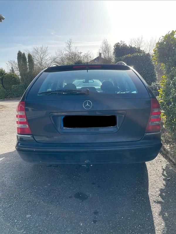 Gebraucht Mercedes C200 163 PS (119 kW) 2004 Schwarz Kombi