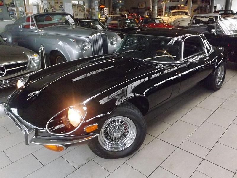 Second-hand Jaguar E-Type S 265 CP (194 kW) 1974 Other Cabrio