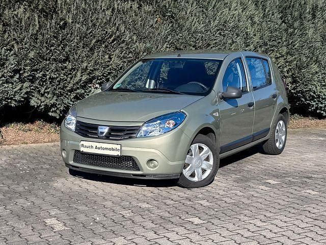Gebraucht Dacia Sandero Ambiance 75 PS (55 kW) 2009 Sandbeige Kombi
